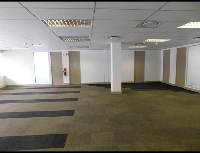 938M² OFFICE TO LET IN ILLOVO